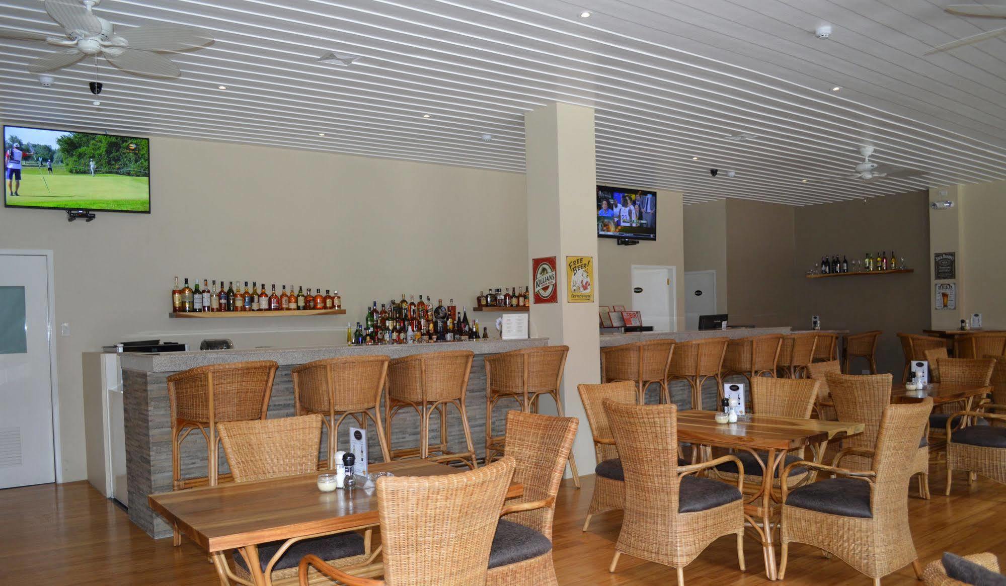 Kingsley'S Hotel And Gastro Pub Mabalacat 외부 사진
